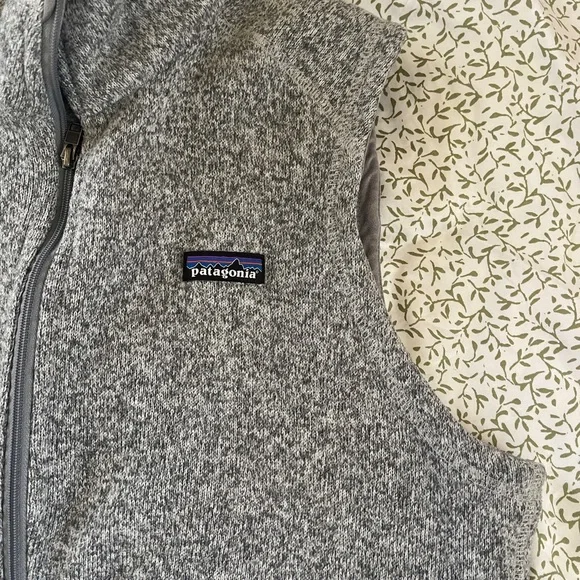 Patagonia Heather Gray woman’s Vest K-State Alpha Chi Omega logo XL - Picture 2 of 8